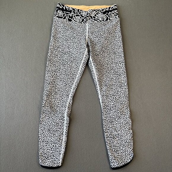 Lululemon Real Quick Tight Miss Mosaic White Leggings Womens Size 6 Gym Workout - Picture 1 of 14